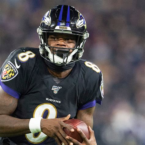 Lamar Jackson Mvp Award Lamar Jackson Wins Nfl Mvp As Ravens Take