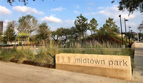 Park Spotlight Midtown Park Houston 5 365 Things To Do In Houston