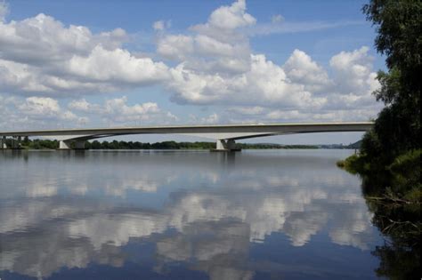 vistula river bridge mageba