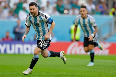 Las Im Genes De Lionel Messi En La Hist Rica Ca Da De Argentina En Su