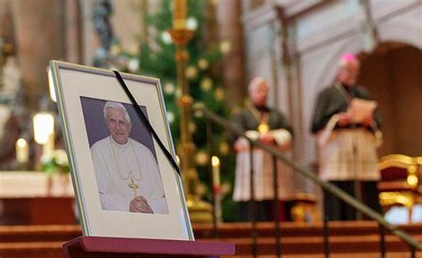 Trauer Um Deutschen Papst Benedikt Xvi Ist Tot