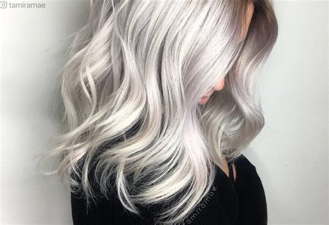 35 Platinum Blonde Hair Colors For All Hot Blondes