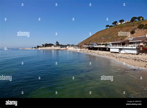 Malibu Bay Near Surfrider Beach On A Clear Calm Morning Stock Photo Alamy