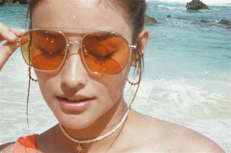 LOOK Liza Soberano Wows Fans With Bikini Figure Filipino News