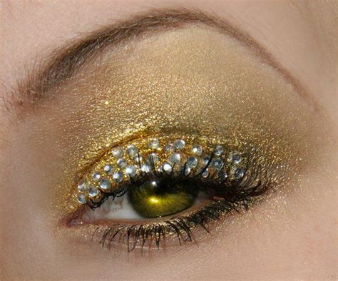Tutorial Gold With Diamonds Golden Eye Makeup Rhinestone Makeup