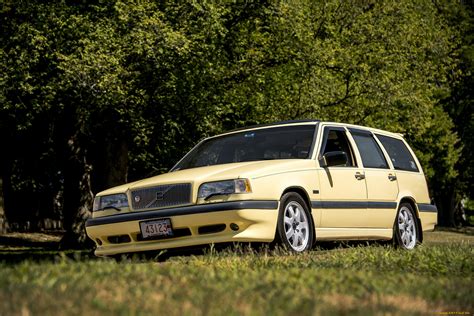 2048x1367 Volvo 850 Wallpaper Hd Coolwallpapersme