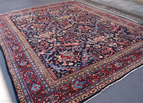 ANTIQUE MAHAL CARPET, LARGE SISE WITH STUNNING DESIGN & COLOUR, CIRCA ...
