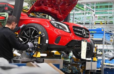 Daimler Und Vw Autobauer Schlie En Fabriken Wirtschaft