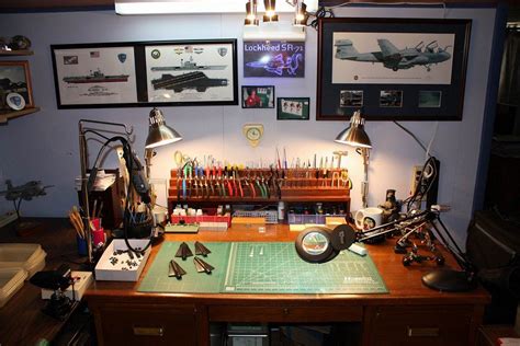 Model Work Bench Model Workbenches Pinterest Bench Models And