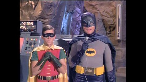 This movie has everything a batman fan could want. 1966 Batman Movie TV Spots 89 - YouTube