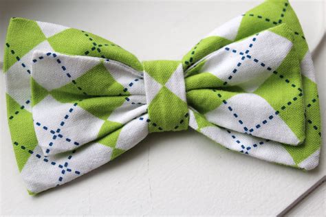I knit a small loop and sewed it to make it look more like a bow tie. A Birthday Bow Tie | Dog bow tie pattern, Diy bow tie, Dog ...