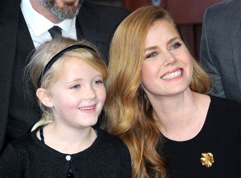 Amy Adams Daughter Makes Public Debut At Moms Star Ceremony E News