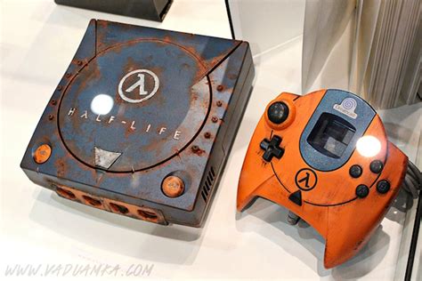 Custom Consoles That Change The Game Geek And Sundry