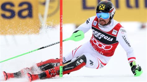 He competed primarily in slalom and giant slalom, as well as combined and occasionally in super g. Slalom : 50e victoire pour l'Autrichien Marcel Hirscher