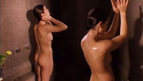 Neve Campbell Nude And Sexy Photos The Fappening