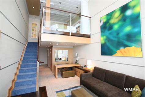 Oasis of the seas cabins and suites. Oasis of the Seas Cabin 1722 - Category L2 - Crown Loft ...