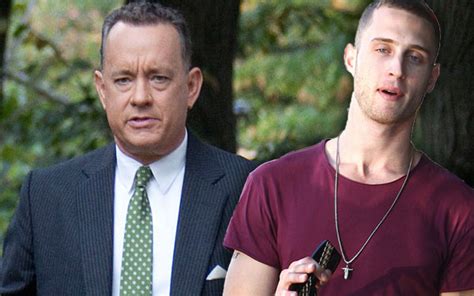 Demille award, which rewards an actor's lifetime achievements and contributions to the industry — it was his son chet hanks who stole the social media spotlight thanks to a bizarre clip he filmed on the red carpet. Tom Hanks' Son Drags Dad Through More Hell | Star Magazine