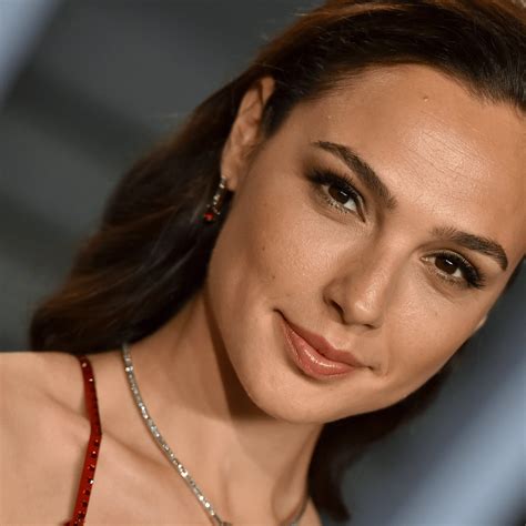 Gal Gadot No Makeup Here S What Gal Gadot Looks Like Without Makeup Vrogue