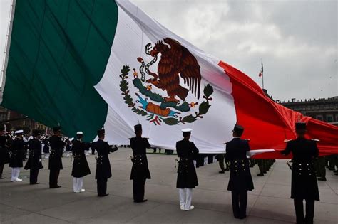 Desfile Militar Del 16 De Septiembre Minuto A Minuto Grupo Milenio