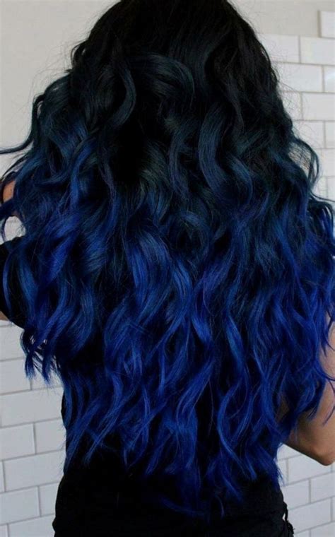 cheveux bleu foncé | Hair styles, Long hair styles, Hair ...