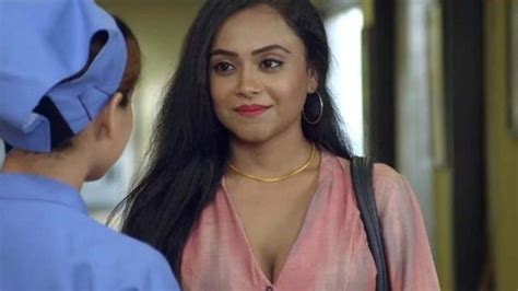 Nehal Vadoliya Bold Scenes In Julie 2 Web Series Actress Gave Most Sensational And Hottest