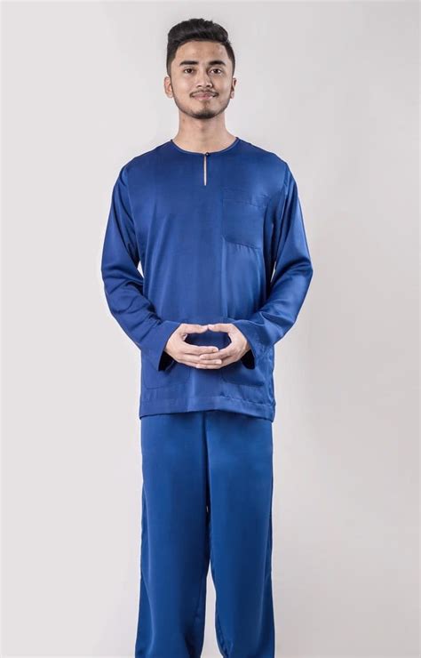 Seperti baju raya lelaki jakel dengan berbagai kombinasi yang kini semakin banyak diminati. 10 Baju Raya for Men in Malaysia 2019 - Baju Melayu, Kurta ...