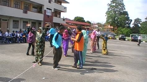 Paduka sri sultan ahmad tajuddin halim shah ii. SK.SULTAN AHMAD TAJUDDIN, JITRA, KEDAH: d'Hari Guru ...