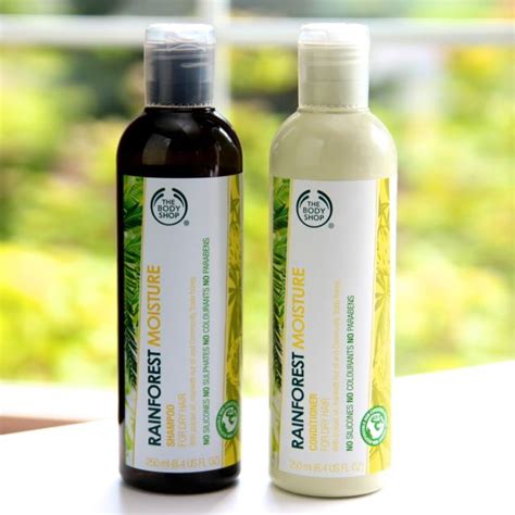 Helps in removing oil just in one wash. The Body Shop Rainforest Moisture Shampoo & Conditioner ...