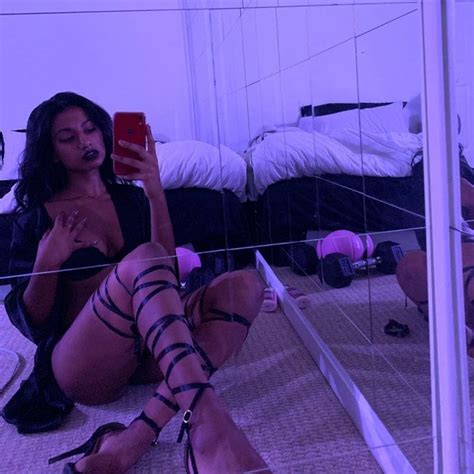 strappy thighhighs and crotchless panties are a godsend combination foto pornô eporner
