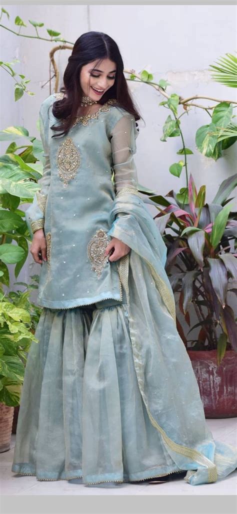 Pin By Shabnam Yusofi On Shadi K Kapry In 2021 Stylish Short Dresses