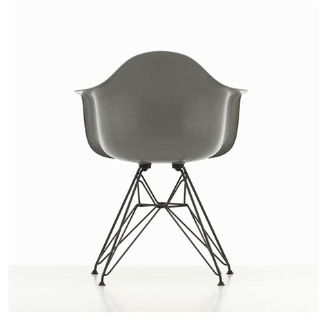 Indeed, when viewing this piece of vintage eames furniture, it's easy to liken its. Vitra - Eames Fiberglass Armchair DAR | Pulverlakeret ...