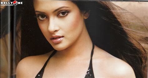 Bollywood News Bollywood Gossips Bollywood Hot Actresses Riya Sen