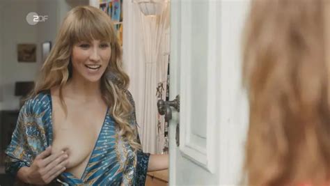 Nude Video Celebs Maxi Warwel Nude Fur Jede Losung Ein Problem 2017