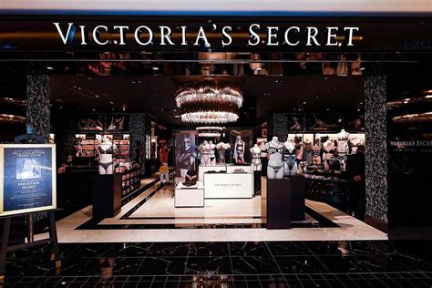 Victorias Secret Executive Accused Of Sexually Harassment Report