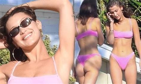 Bella Hadid Flaunts Bikini Body In Malibu After Hot Sex Picture