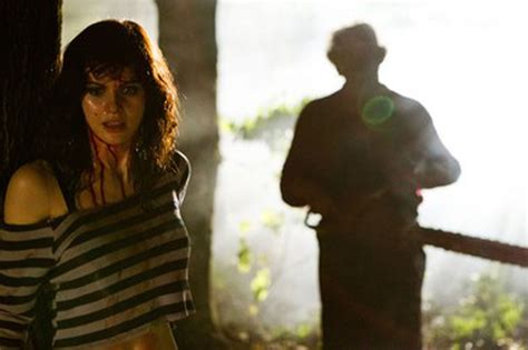 Texas Chainsaw 3 D Carves Out No 1 Debut With 23 Million Weekend