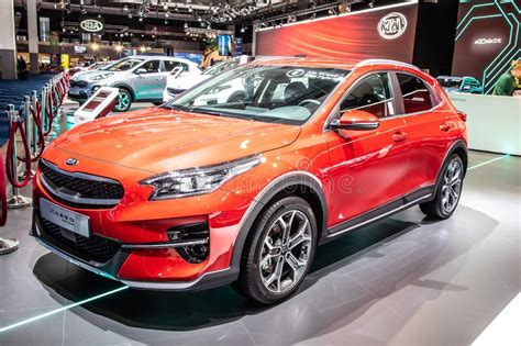 New Kia Xceed At Brussels Motor Show First Generation Compact Suv Car