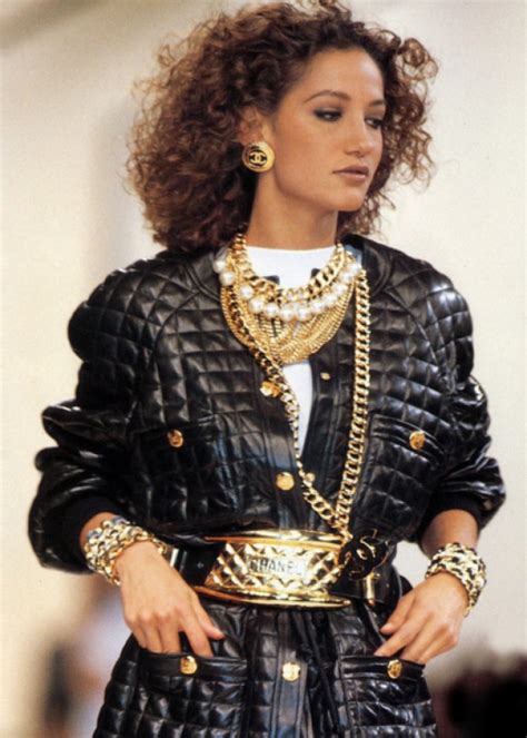 Explore nine incredible moments that changed 90s fashion history with these iconic images from the shutterstock archives. Hip Hop Fashion Late 80s Into The Early 90s-Distinctive Style!