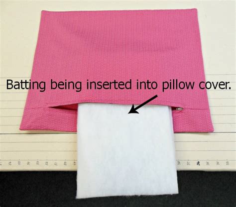 We print the highest quality batty pillows on the internet. Sew Many Ways...: Guest Post...How To Make a Flange Pillow