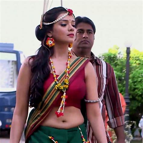 Megha Gupta Hindi Tv Actress Asrt S1 2 Hot Saree Caps