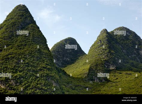 Limestone Karst Peaks In Yangshuo County Guangxi China Stock Photo