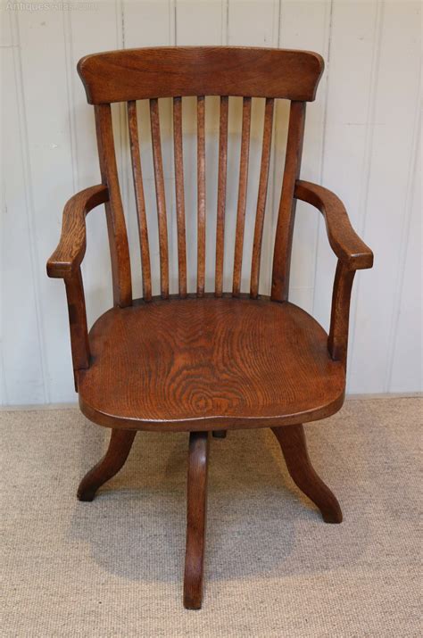 Antique solid quatersawn oak wood swivel office chair. Oak Swivel Office Chair - Antiques Atlas