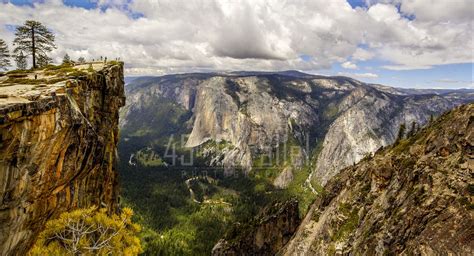 Taft Point Yosemite National Park Yosemite Yosemite Valley