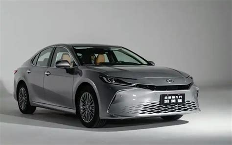 2025 Toyota Camry Burlappcar