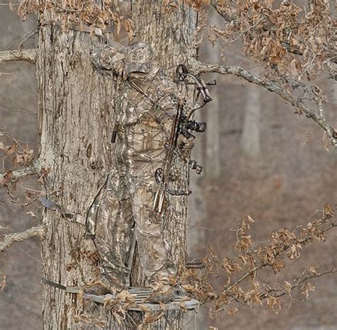 Strange Deer Hunters Camouflage Find The Bow And Arrow Hunter In The