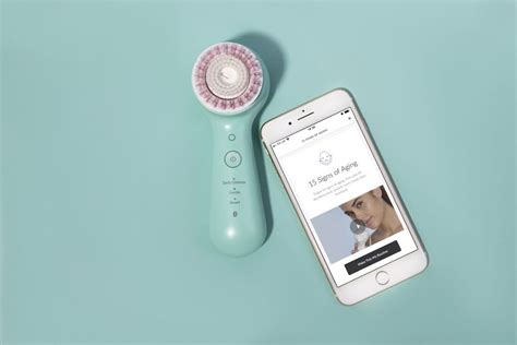 How To Use The Clarisonic Mia Smart And New Brush Heads Currentbody Au