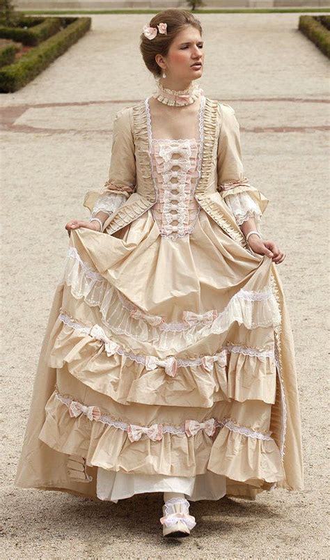 So Ein Halsband Zum Kleid Wäre Dann Auch Klasse 18th Century Dress 18th Century Costume 18th