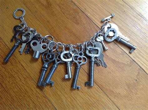 Found These Old Keys And Made A Bracelet Craft Projects For Kids Old