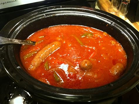 The seared italian sausage simmers in the oven with fresh bell peppers and onions in marinara sauce. Steelers Game Day Grub: Sausage and Peppers