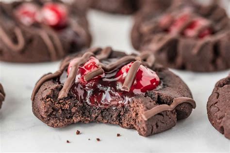 Red Velvet Thumbprint Cookies Julie S Eats Treats